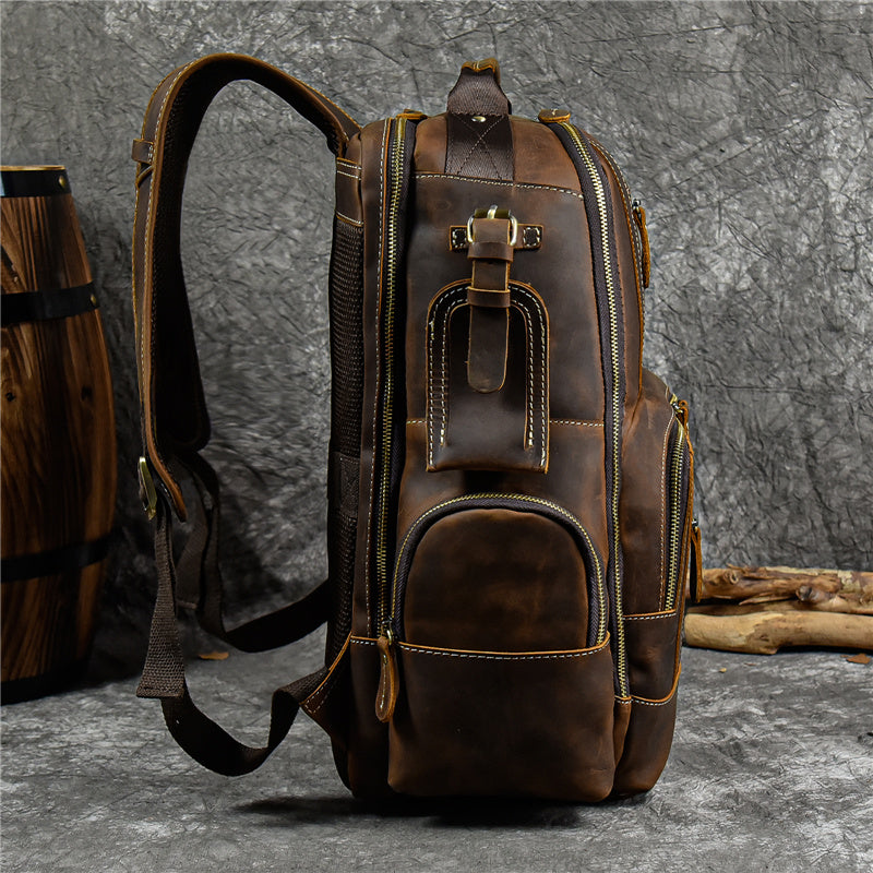 Newsbirds Men's Leather Backpack Retro Luxury Fashion Style Bagpack